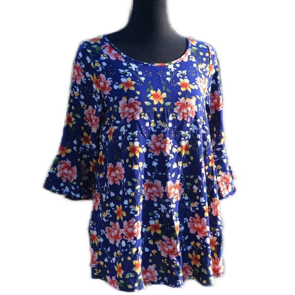 2/$10 Red Lolly Tunic Blue and Red Floral Bell Sleeves Rayon Size Small BUNDLE